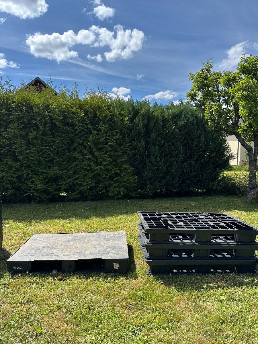 PLASTOVÉ PALETY (Hradec Králové) - 4