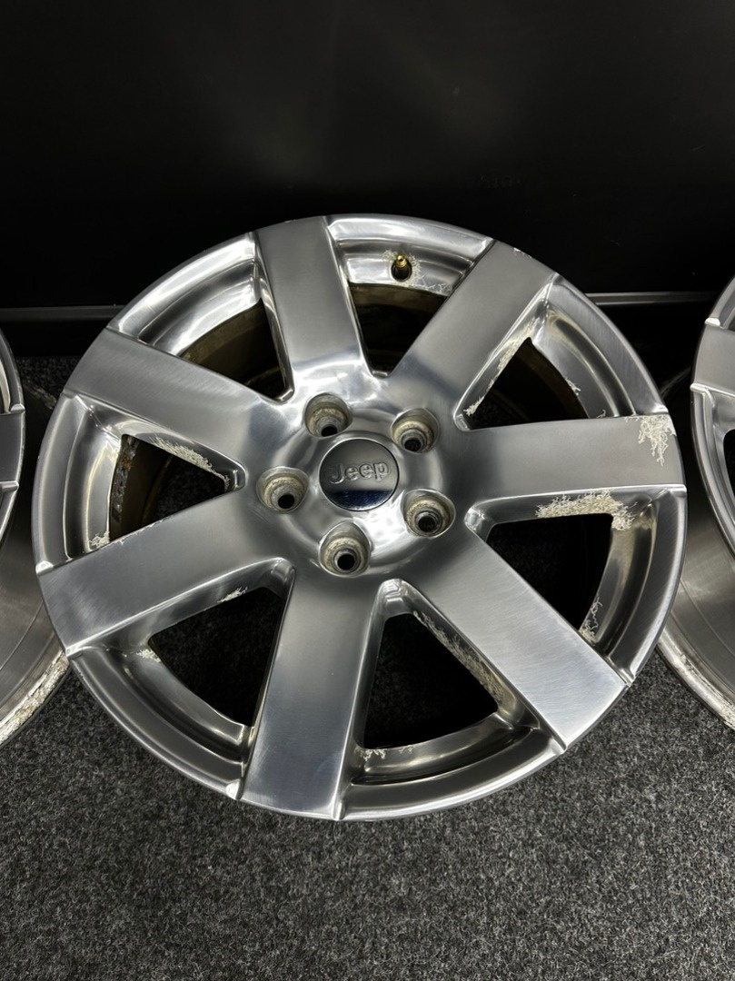 Sada alu Jeep 5x127 18” - 4