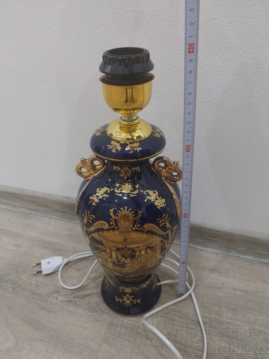 Váza předělaná na lampičku - 4