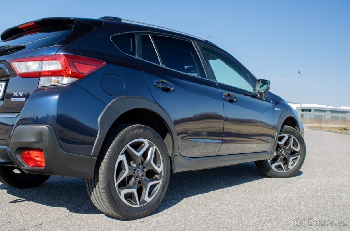 Subaru XV 2.0i e-Boxer MHEV automat 4x4 - 4