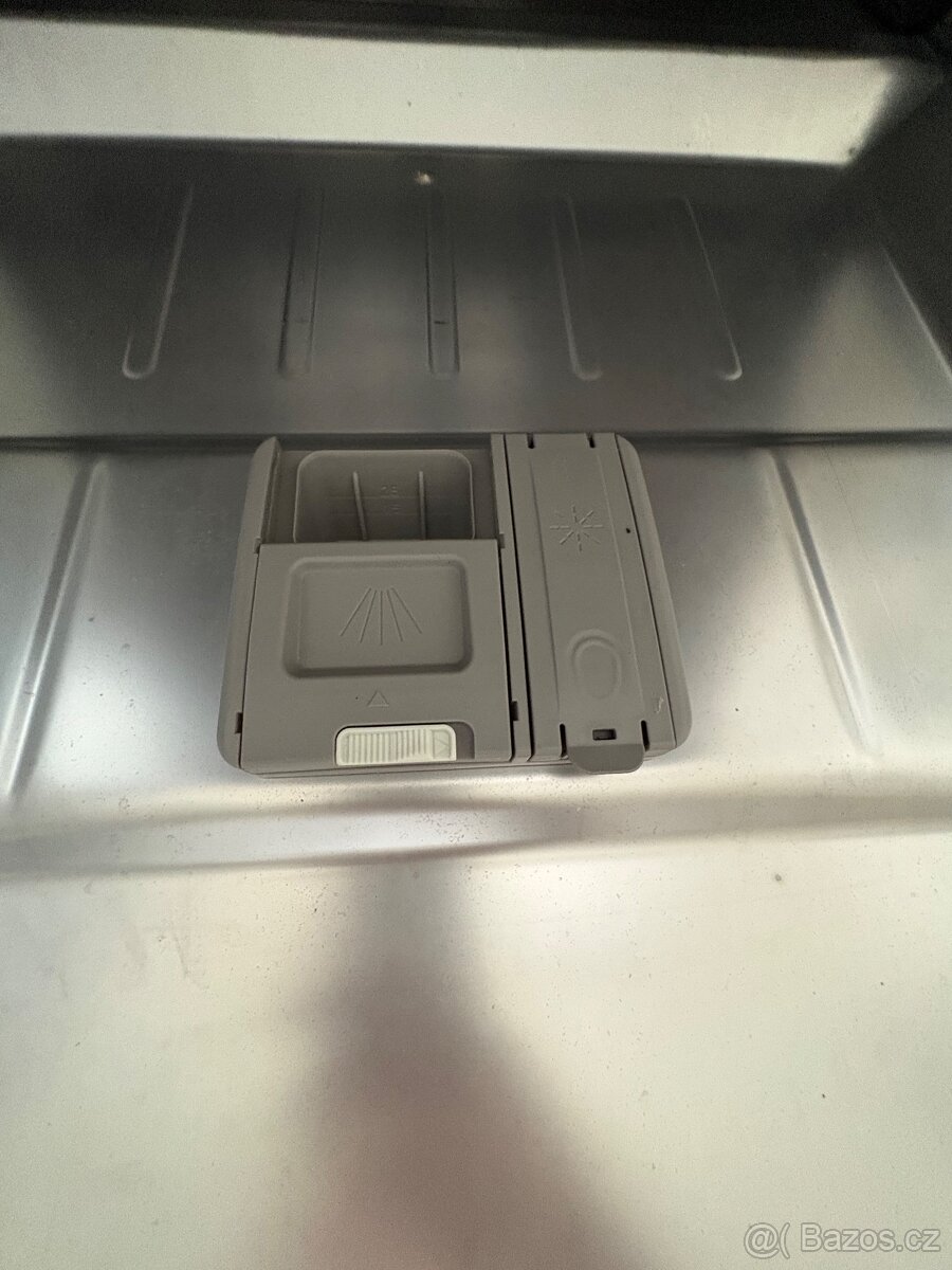 Myčka nádobí MORA - 4