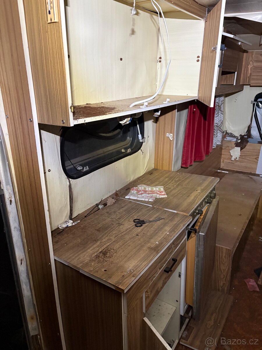 Karavan - 4
