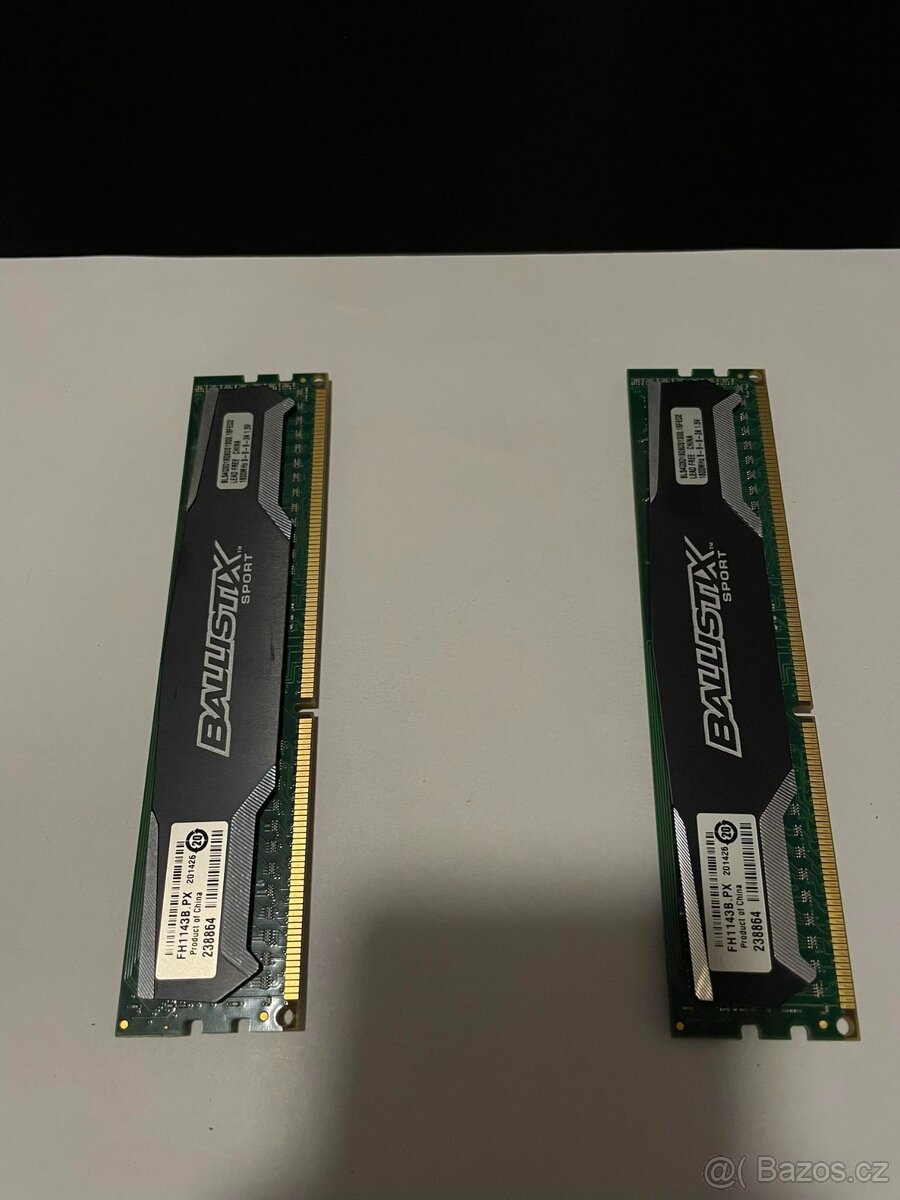 RAM: Crucial Ballistix Sport DDR3 8GB (2×4GB) 1600MHz - 4