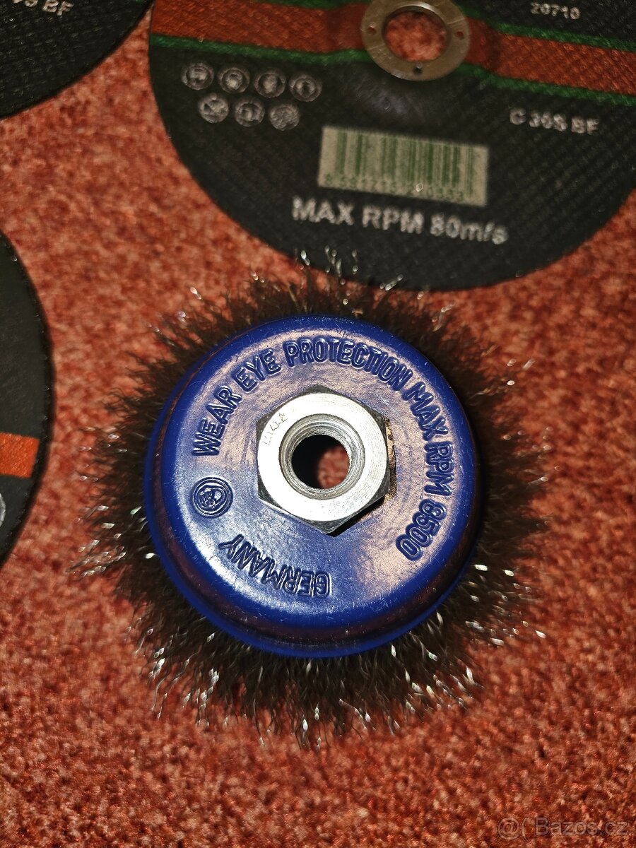 Kotouče a kartáč flexa / úhlová bruska 180mm za 199,-Kč - 4