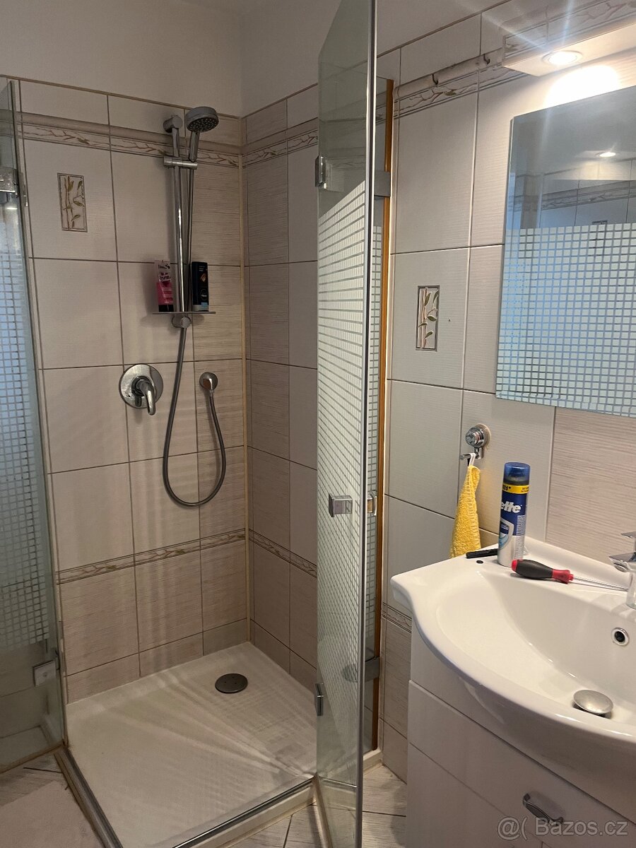 Sprchový kout - 4