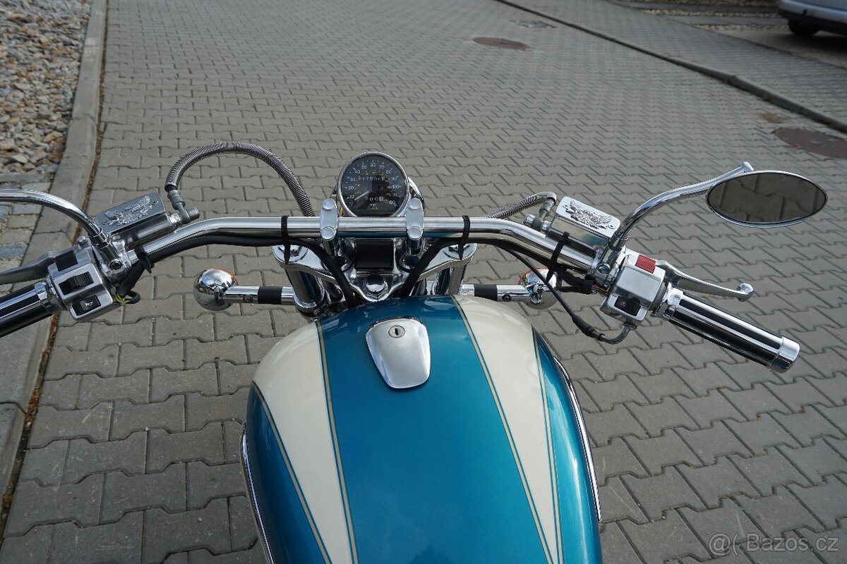 Suzuki VS 1400 Intruder - 4