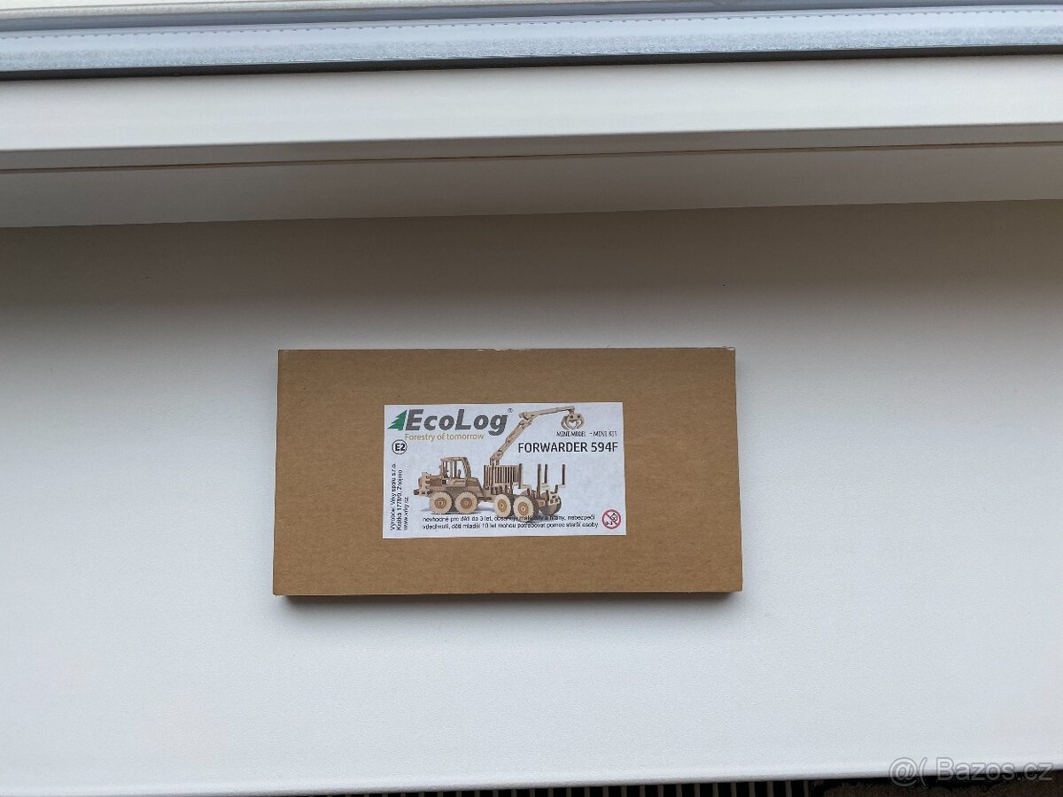 Nový model k sestavení - vyvážečka Forwarder EcoLog 594F - 4