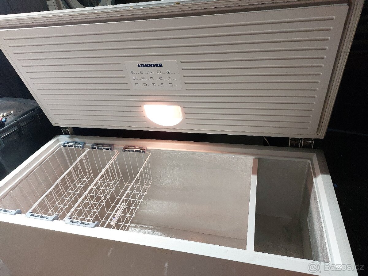 Liebherr pultový mrazák 600L. - 4