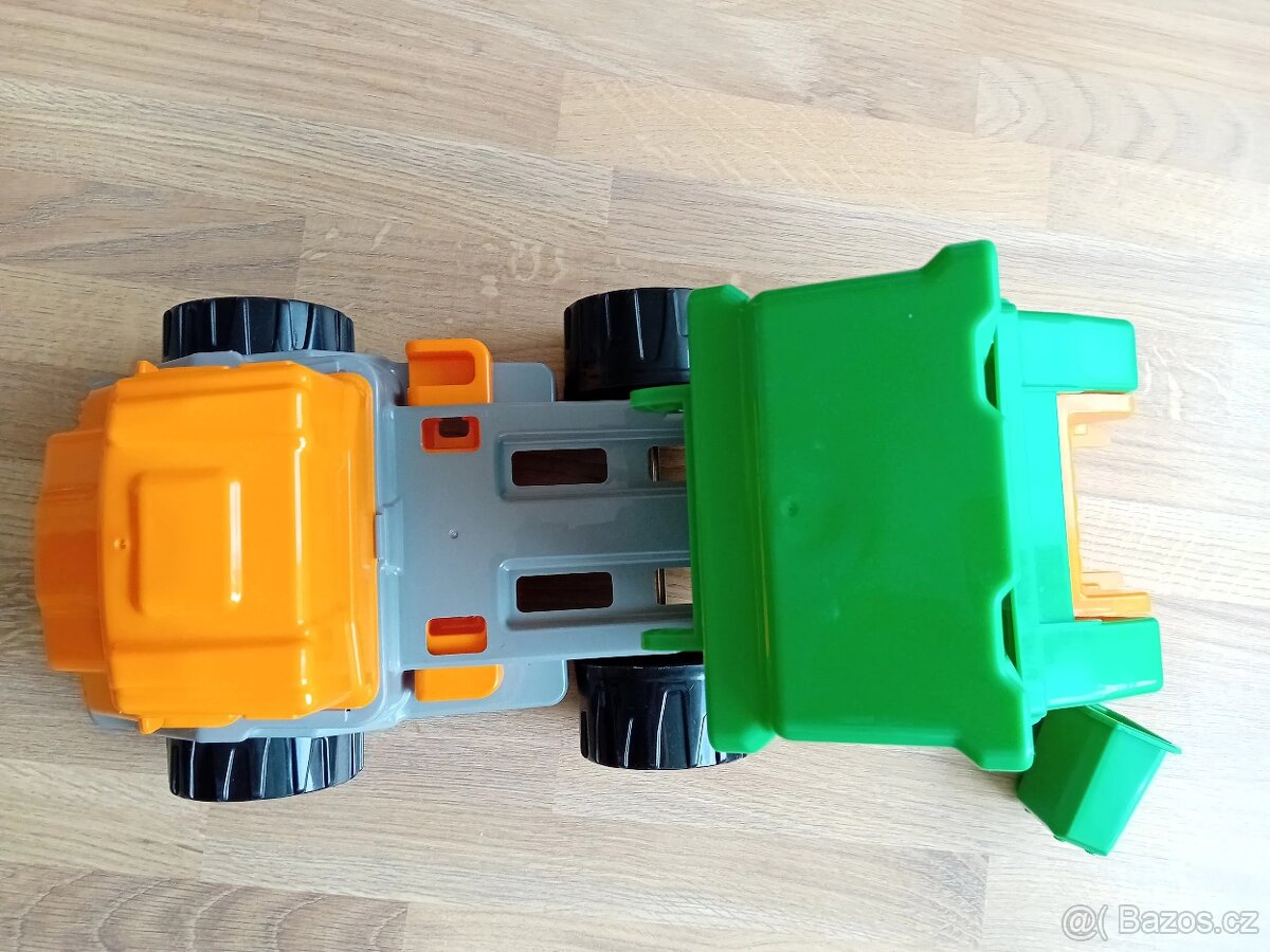 Auto popeláři s popelnicí... - 4