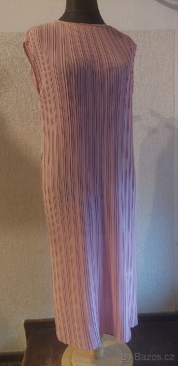 Dlouhé letní společenské šaty. - 4