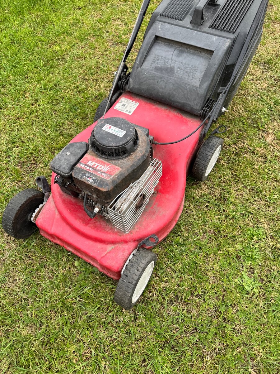 Sekačka MTD 46 PB 4S - 4