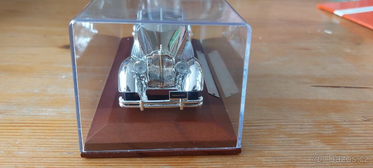 Zberateľské auto Packard v 12 le baron - 4