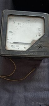 Staré elektrické měřící přístroje - 4
