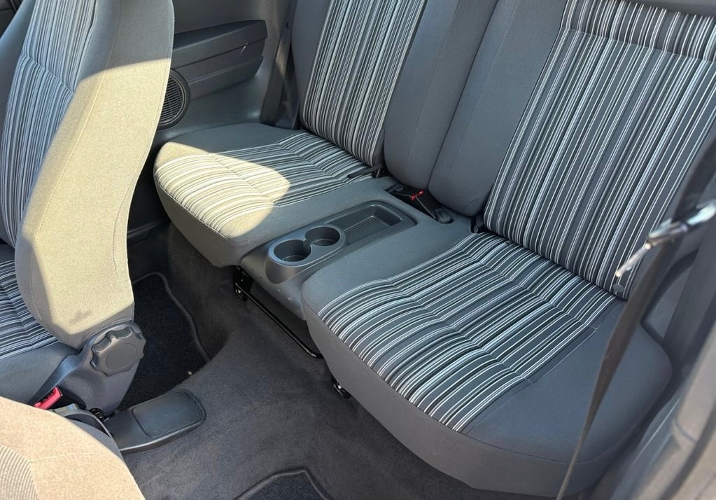 Prodám Volkswagen Fox 1,4i 55kw - 4