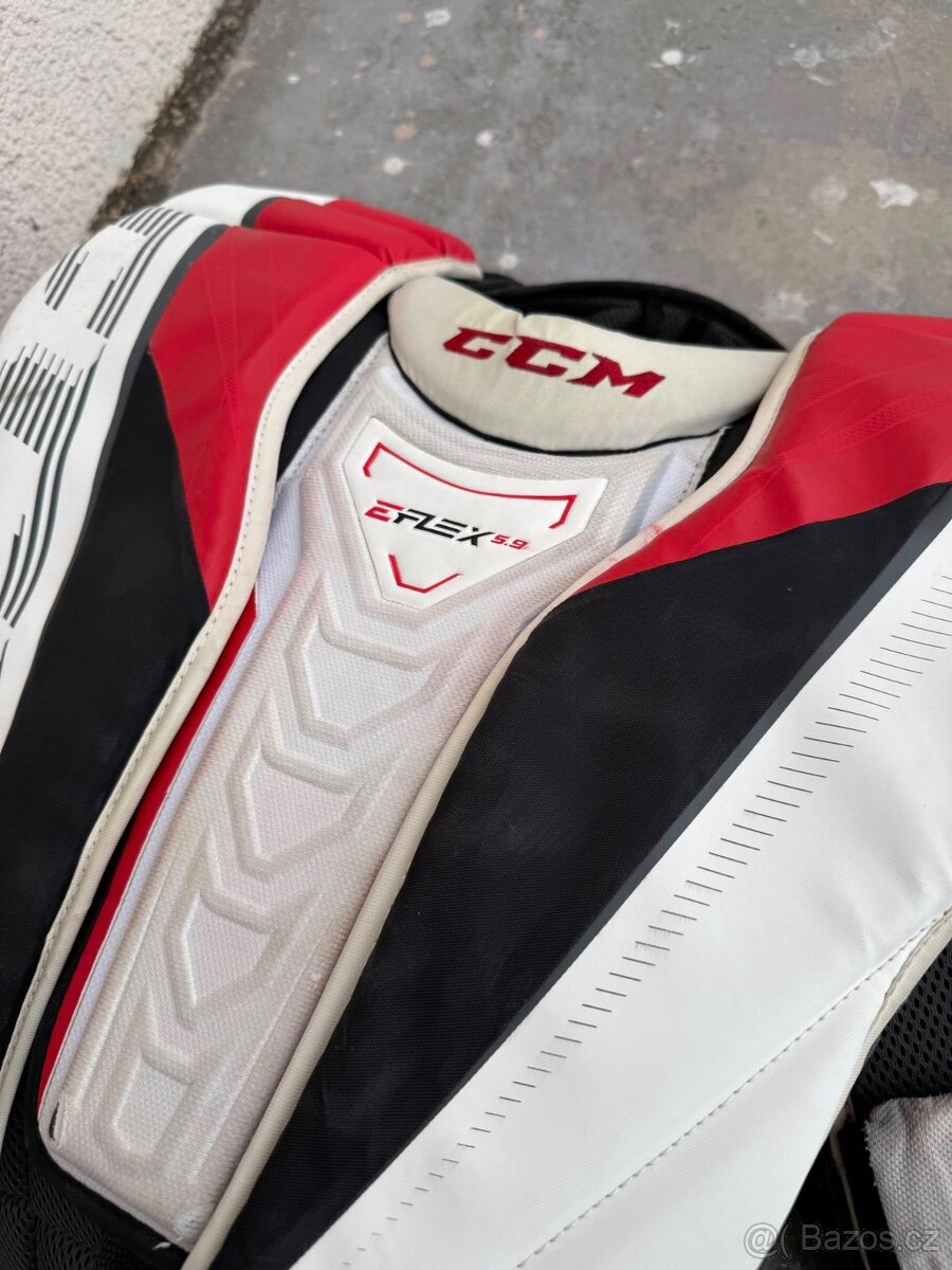 CCM EFLEX 5.9 brankářská vesta velikost M - 4