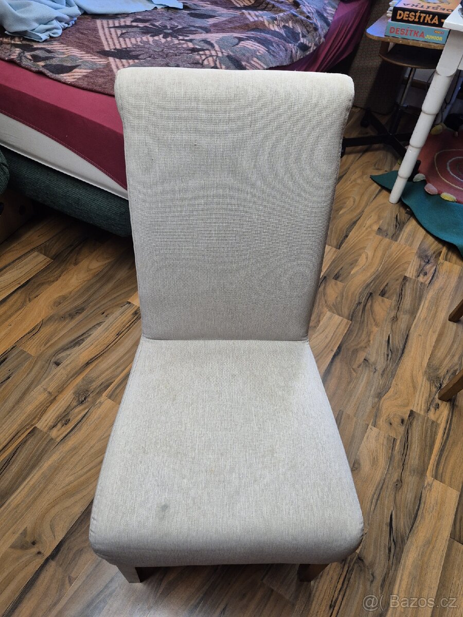 Prodam 8 ks jidelnich zidli PHASE - 4