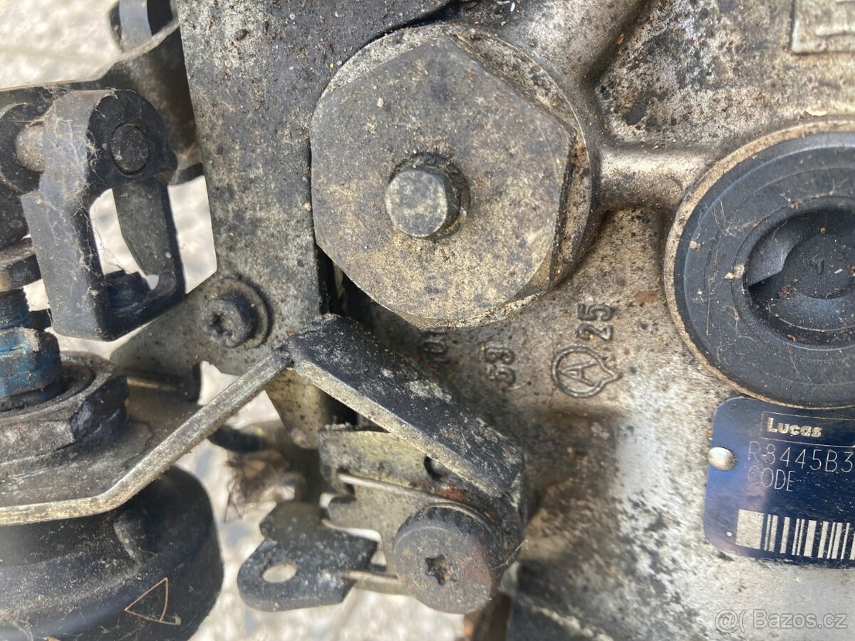 VSTŘIKOVACÍ ČERPADLO LUCAS - 4