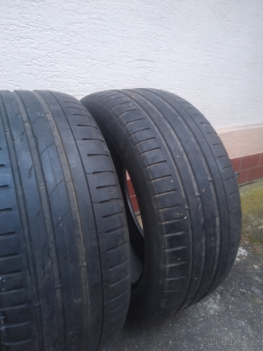 Letní gumy Nokian 255/50/19 - 4