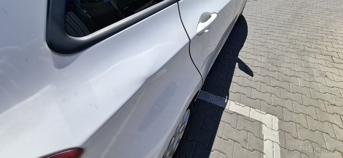 Hyundai i30, 1.4, 73kw, 2013 - 4