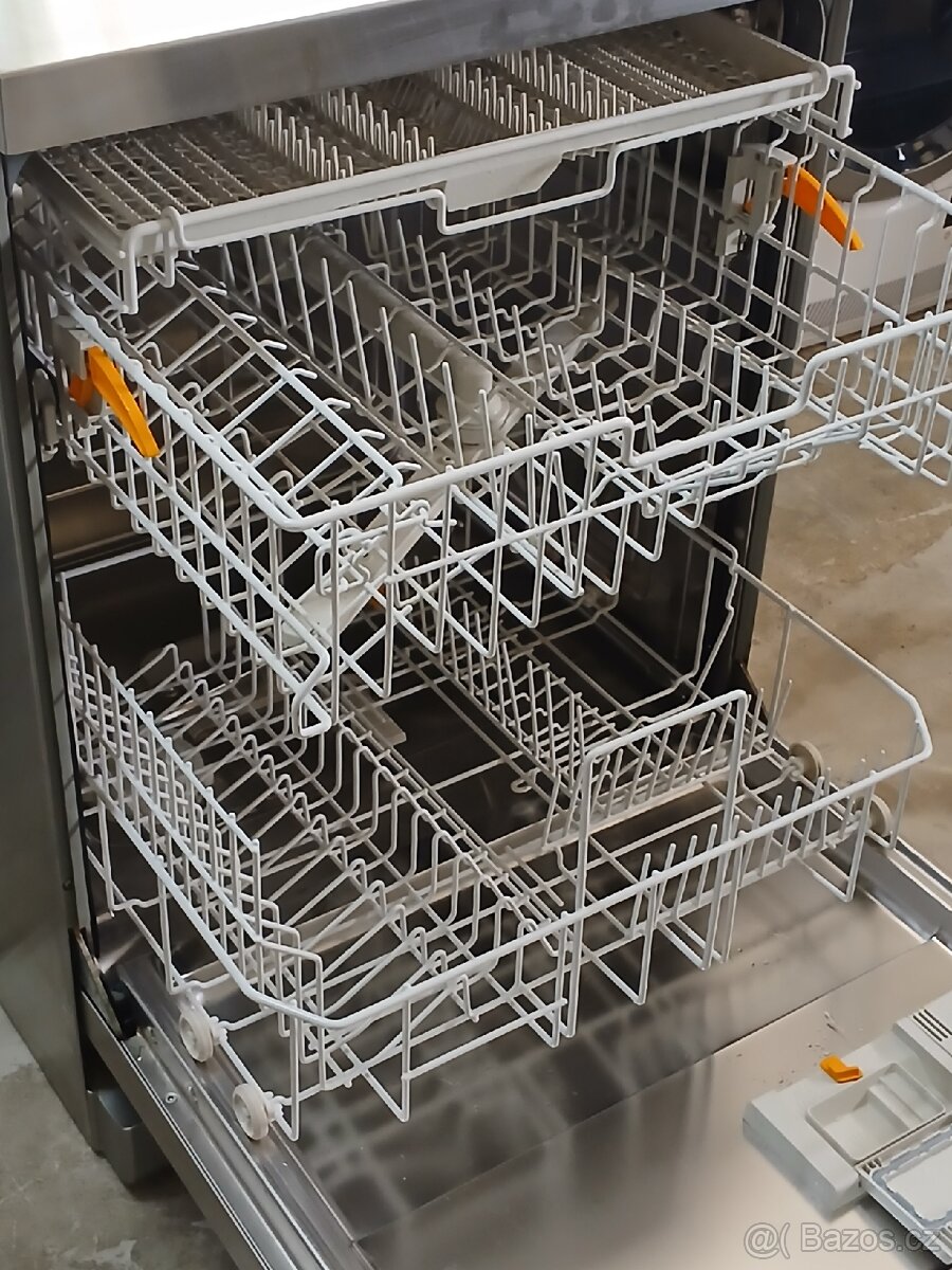 Miele - 4
