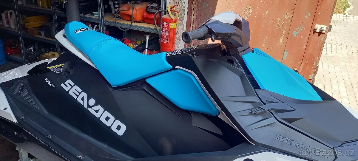 Vodní skútr Seadoo Spark - 4