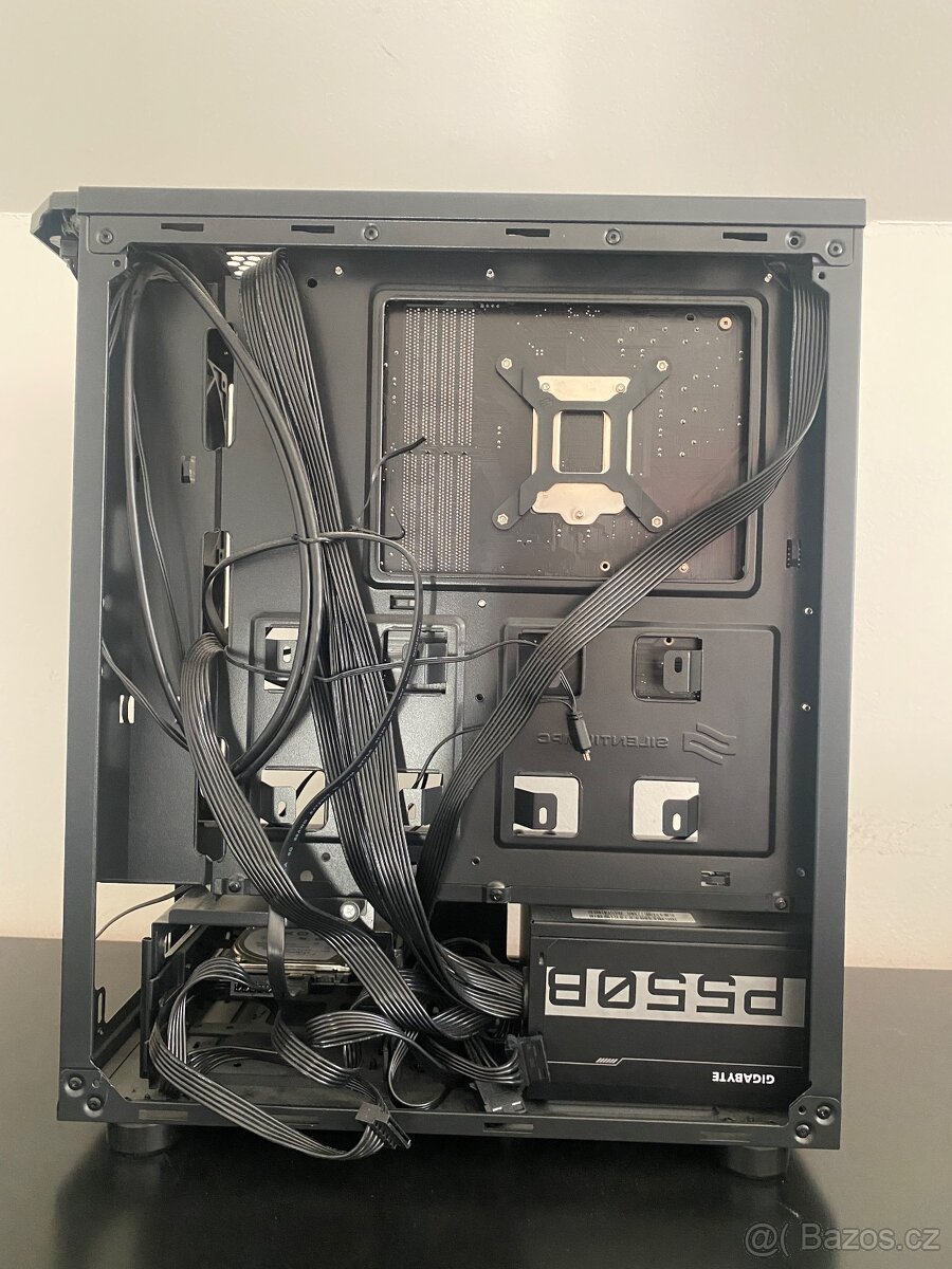 Herní PC - i7-9700, RTX 2070, GTX 1050ti - 4