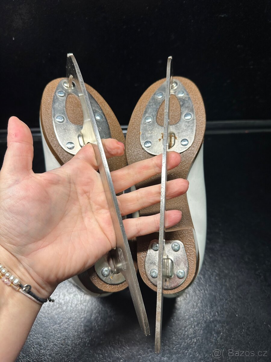 Dívčí brusle Botas Stella 34 - 4