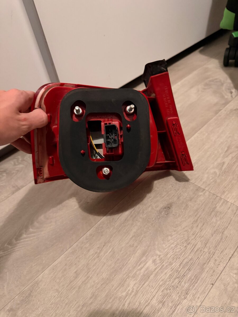 Zadní světlo na Passat B6 - 4