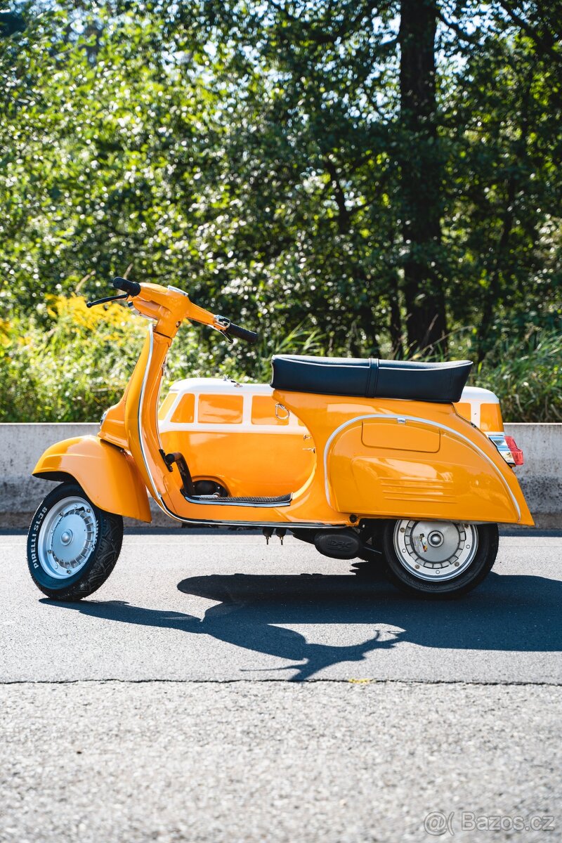 Motorka Piaggio Vespa 150CC (1976) SIDECAR - 4