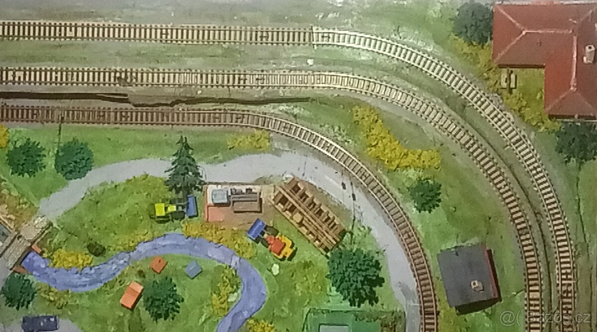 Modelová železnice N 1:160 panel 236x76cm s kolejivem Piko - 4