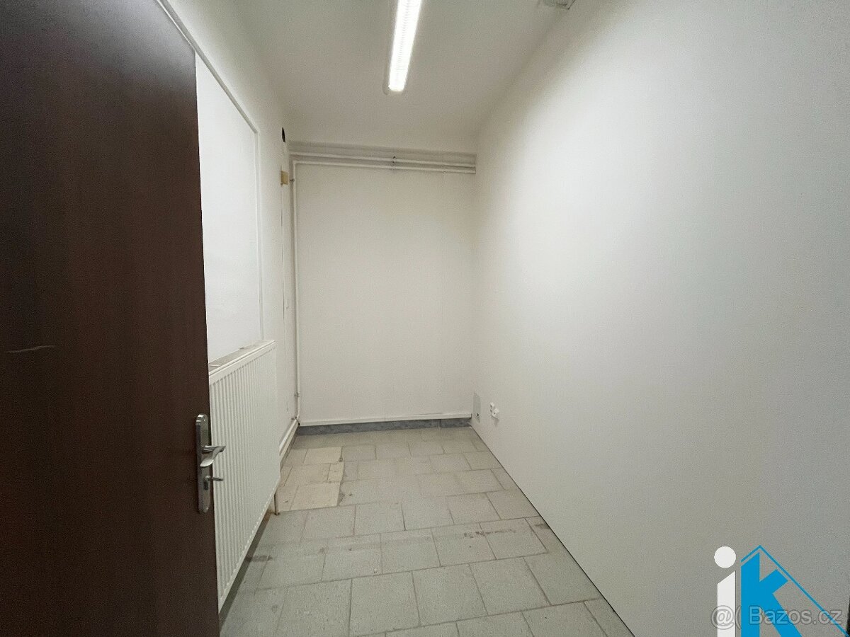 Pronájem cca 200m2 nebytových prostor - 4
