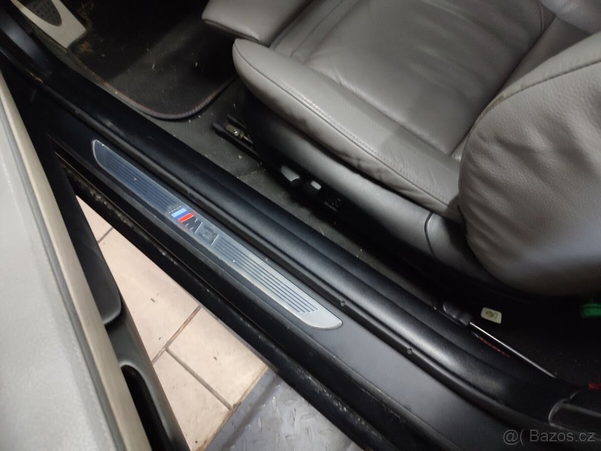 BMW E92 carbon doplňky M3 335i - 4