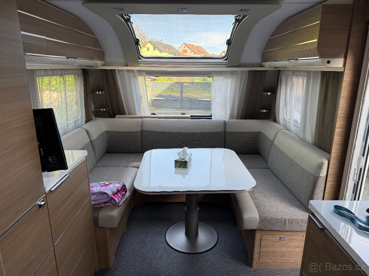 Adria Adora - 4
