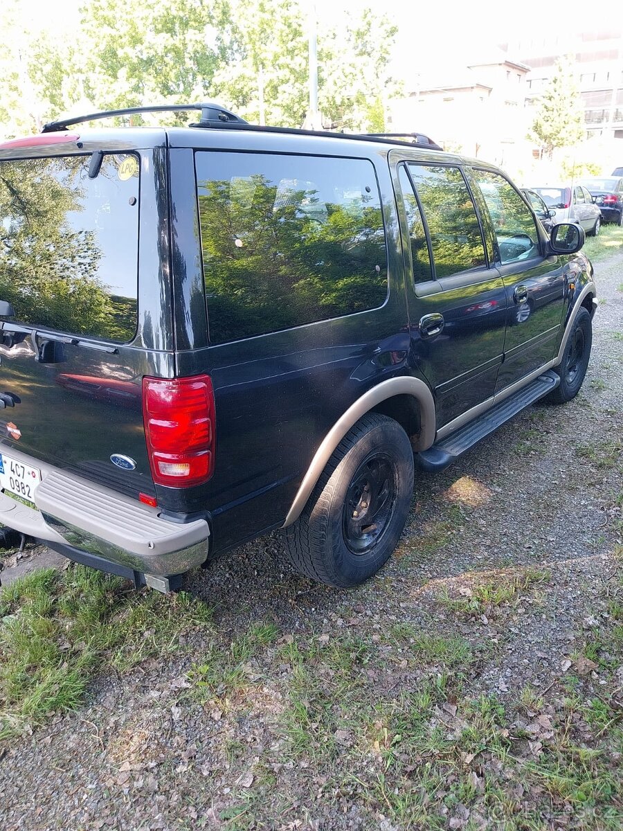 Ford expedition 5,4 edice Eddie Brauer
