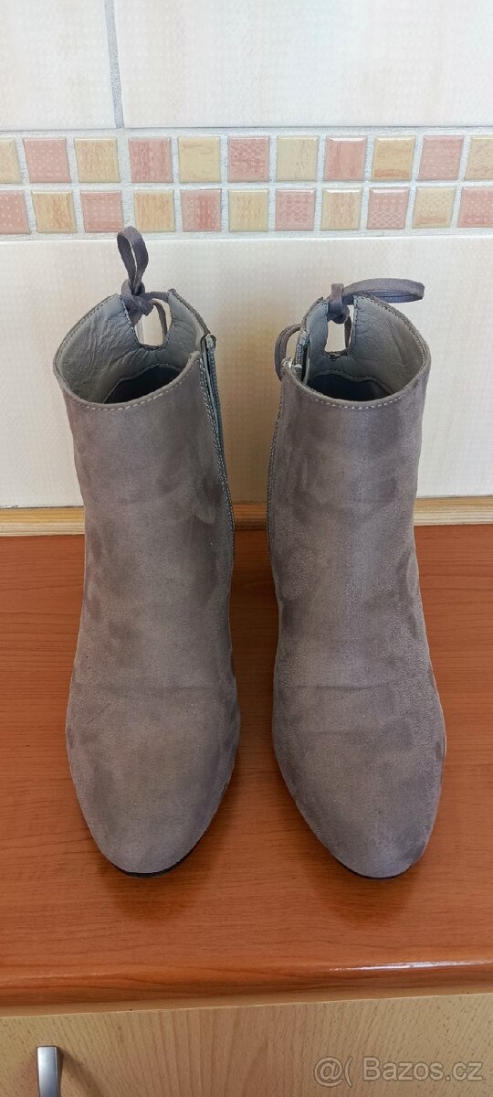 Kotníčkové boty - 4