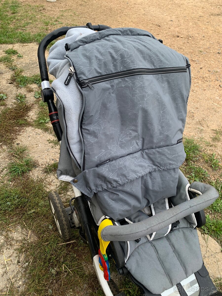 Kočárek Hartan - 4