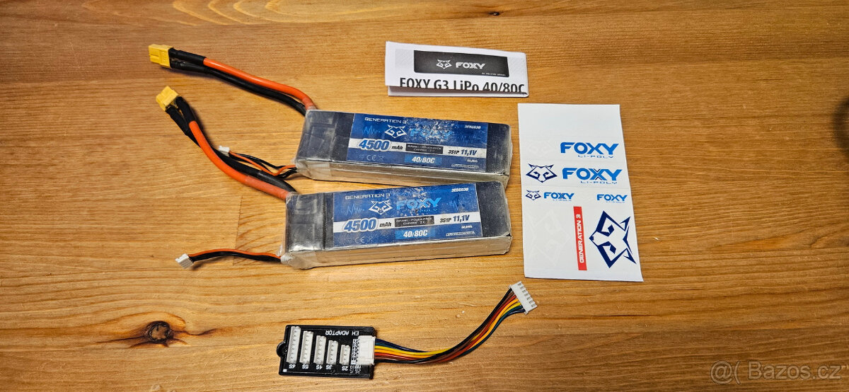 Nabíječ baterií Raytronic C11 a 2x baterie 3S Li-Pol 4500mAh - 4