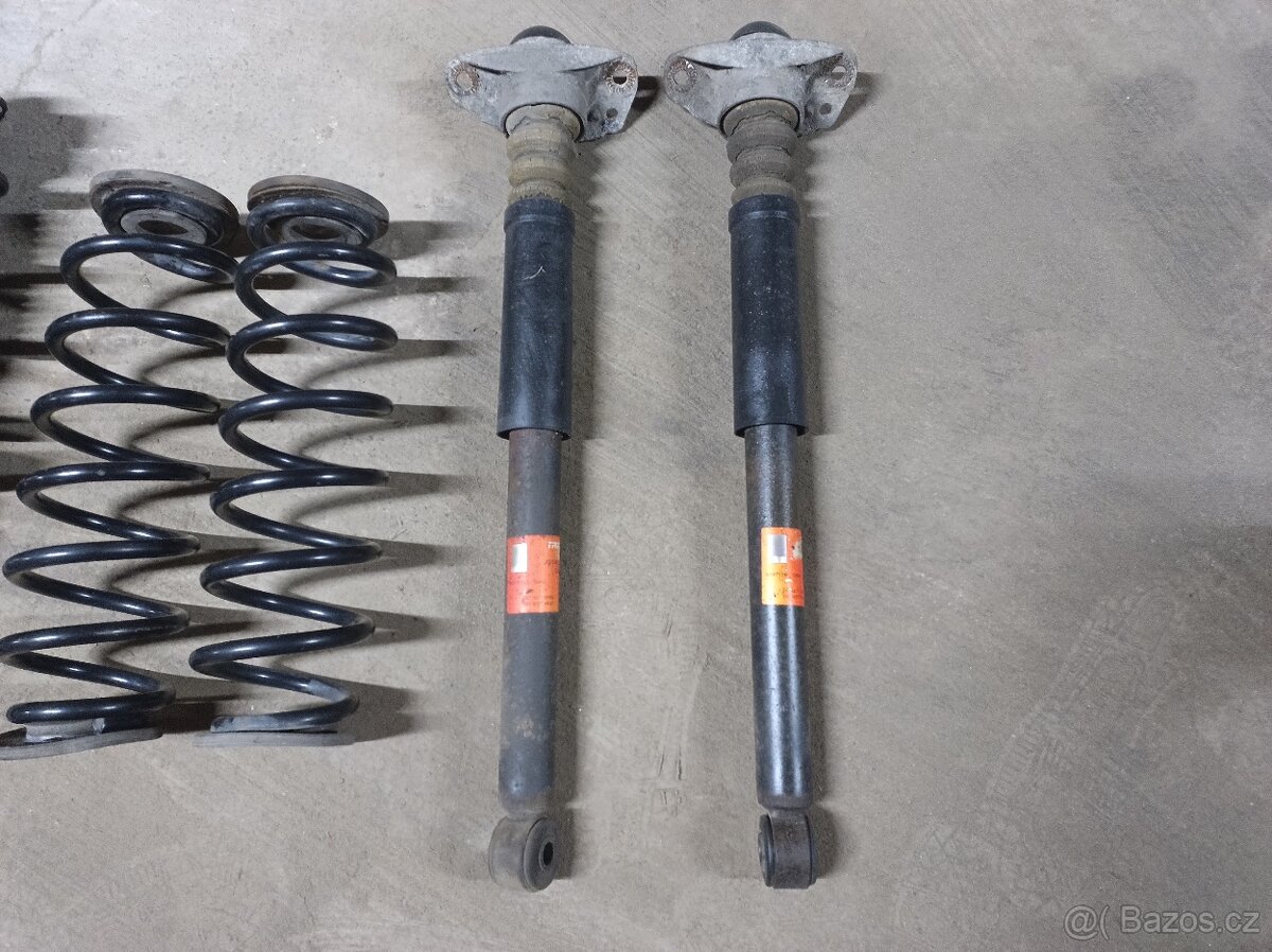 Škoda Octavia II combi 4x4 - Tlumiče + pružiny - 4