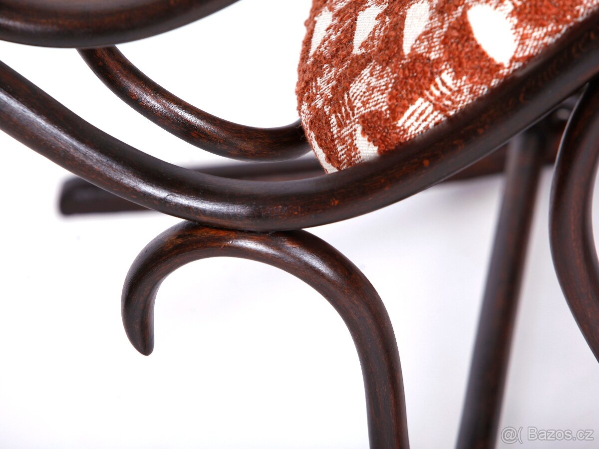 Kompletně zrenovované houpací křeslo Fischel. - 4