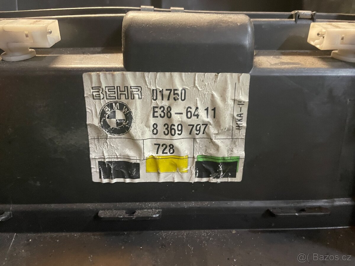 Prodám bmw e38 na díly nebo jako celek - 4