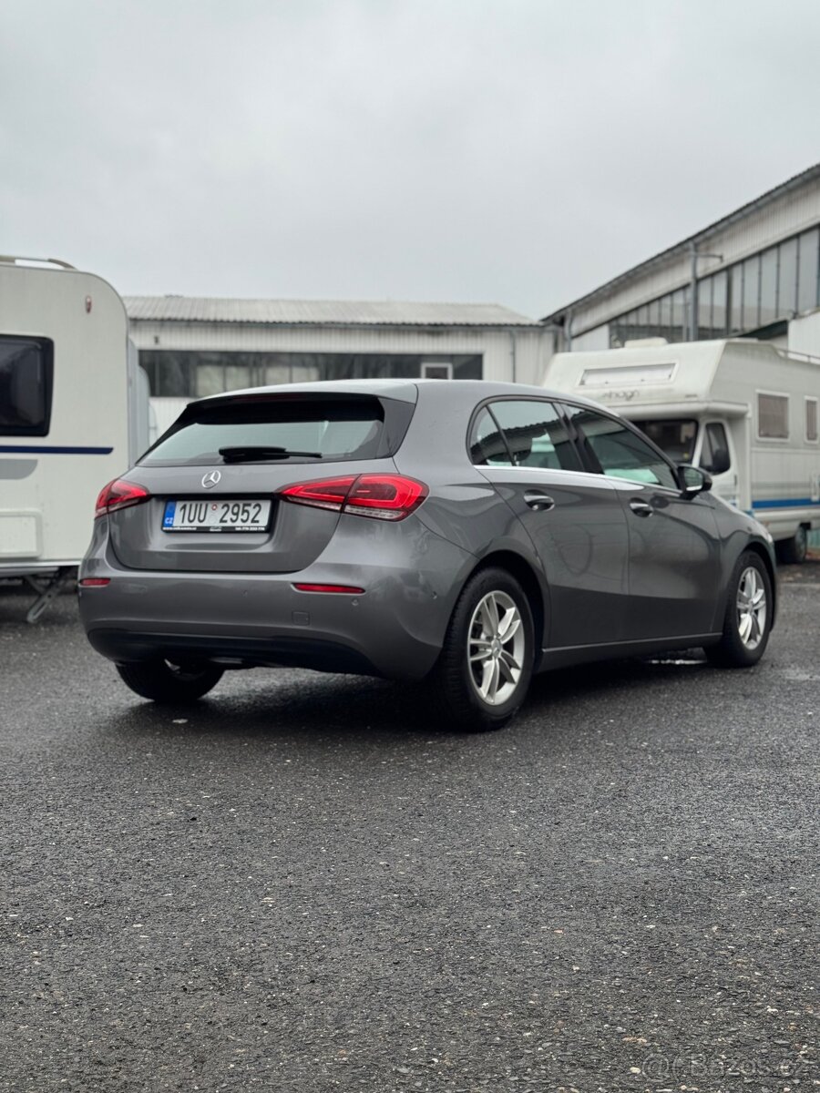 Mercedes-Benz A180d - 4