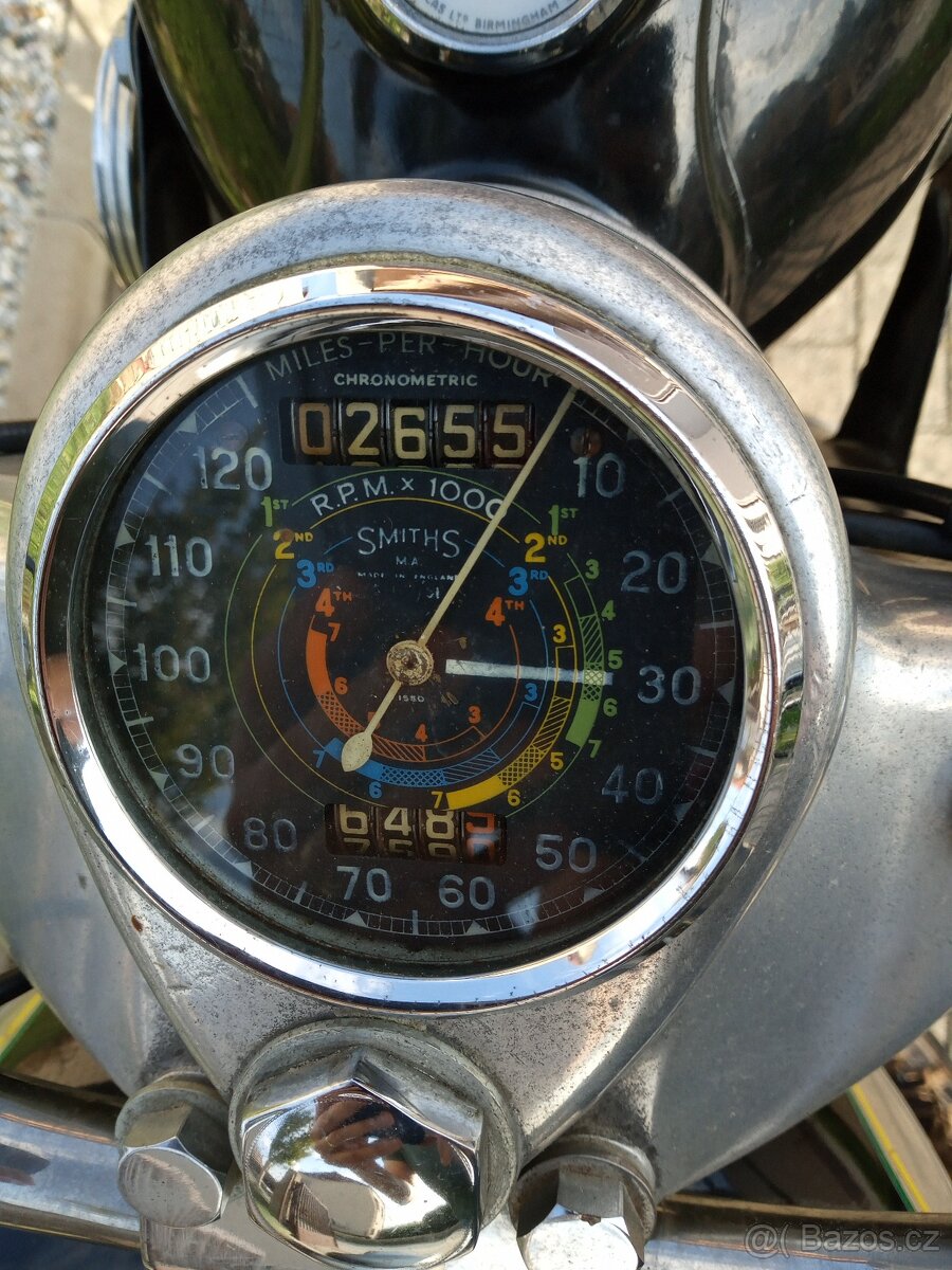 Royal Enfield 500 Twin 1952 - 4