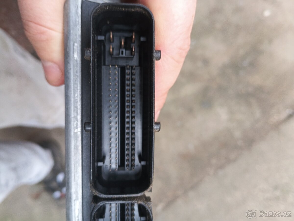 Prodám řídící jednotku 036 906 034 BL z Fabia 1 - 4