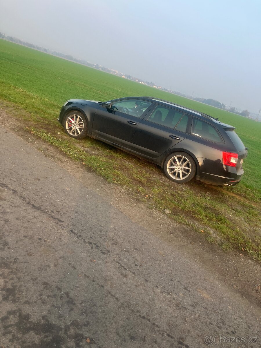 Škoda octavia 3 rs 2.0tdi 135kw 2013 - 4