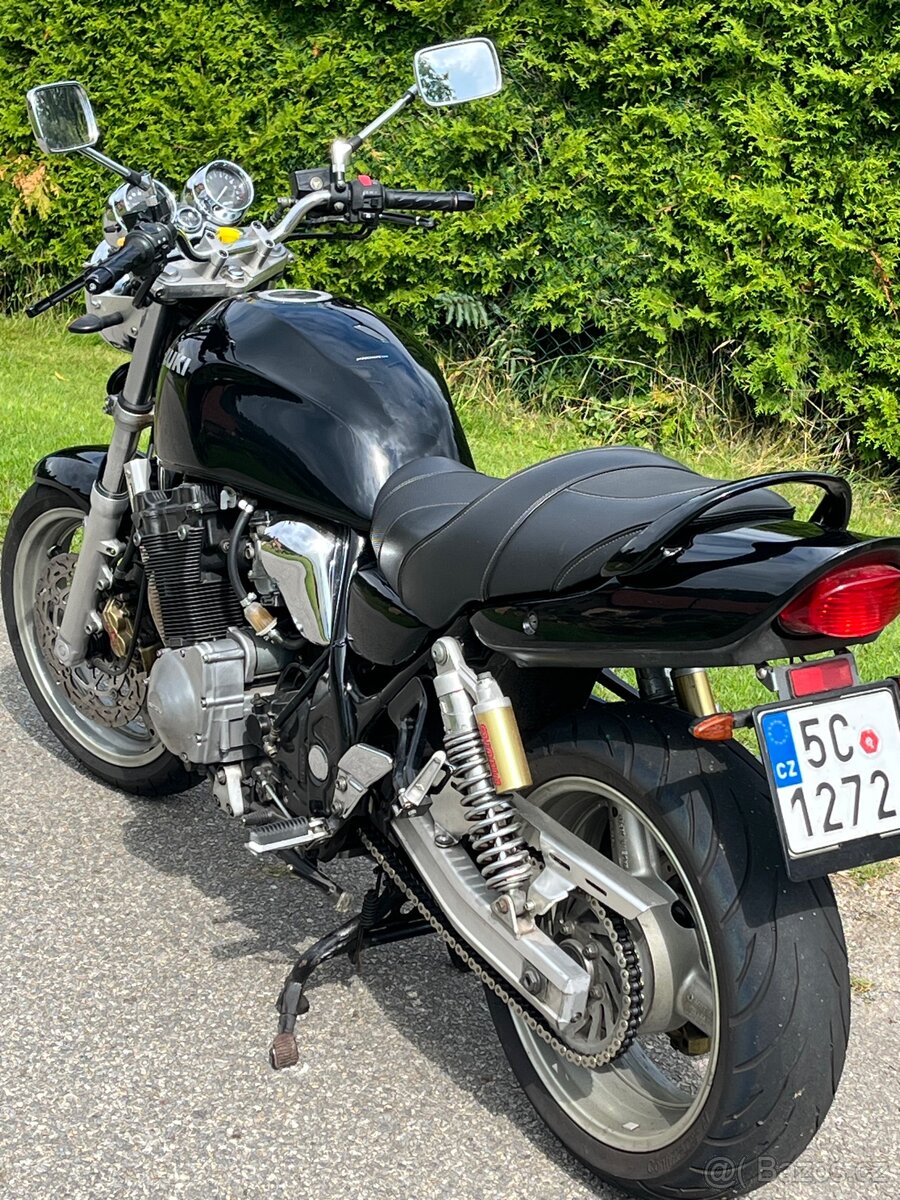 Suzuki GSX 1200 Inazuma - 4