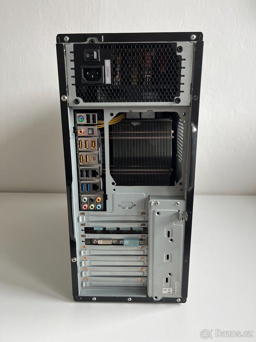 Celé PC I7 GTX 970 - 4