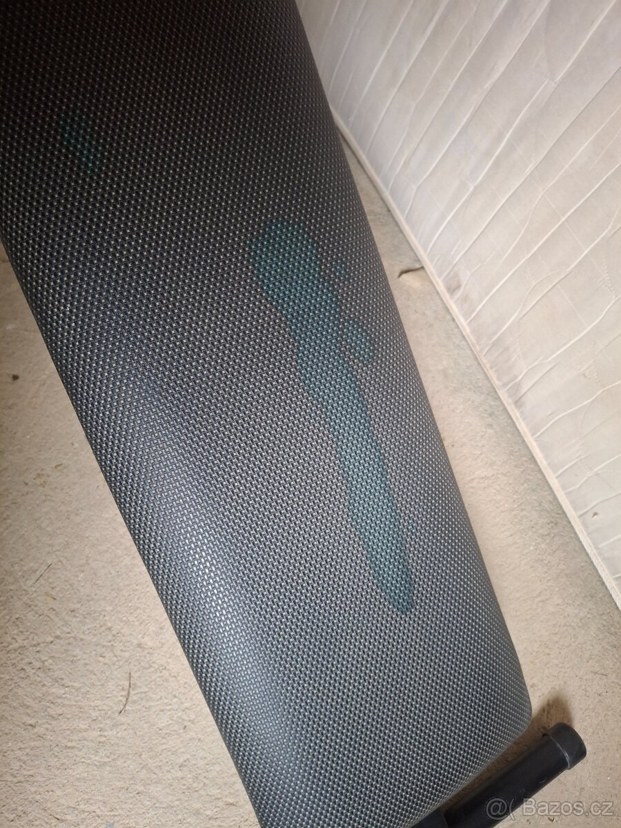 Šikmá posilovací lavice - 4