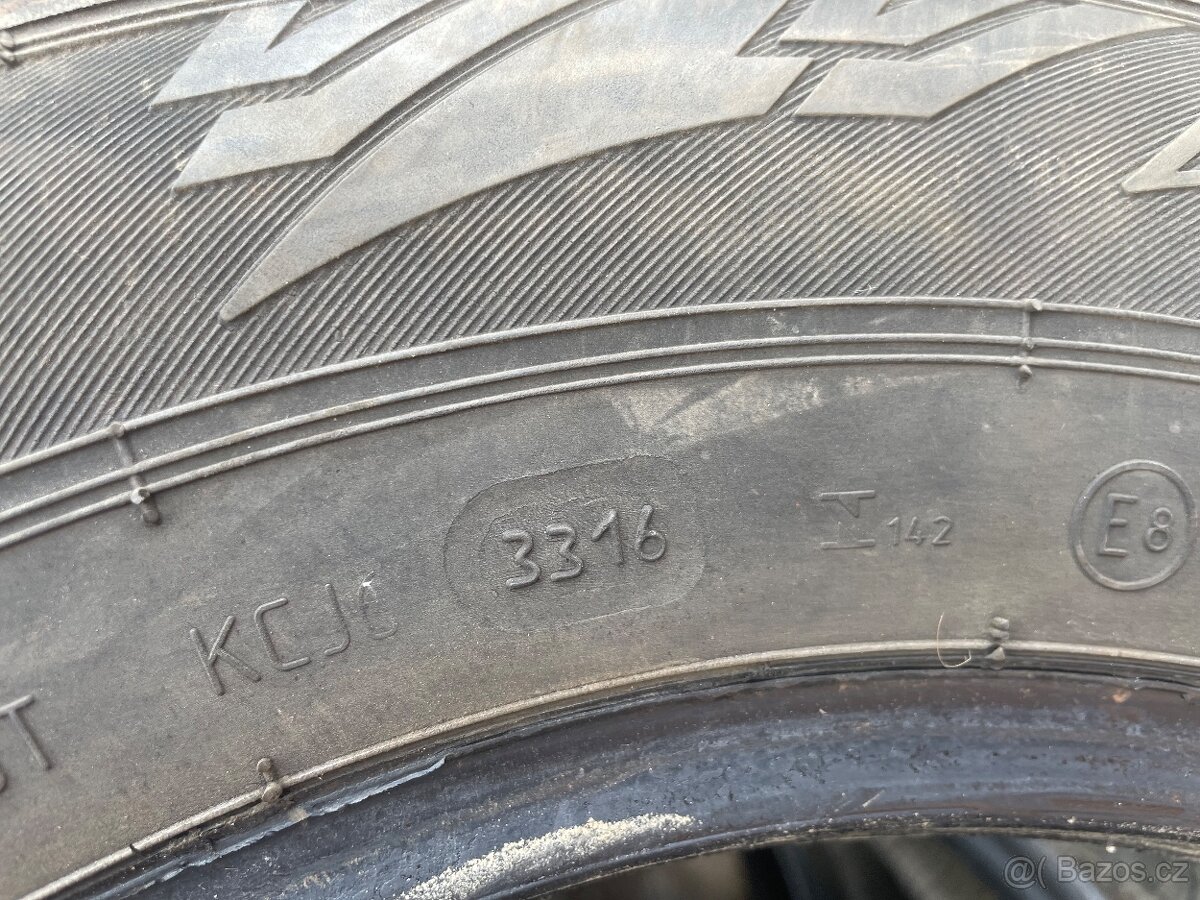 Zimní pneu 185/70/14 - 4