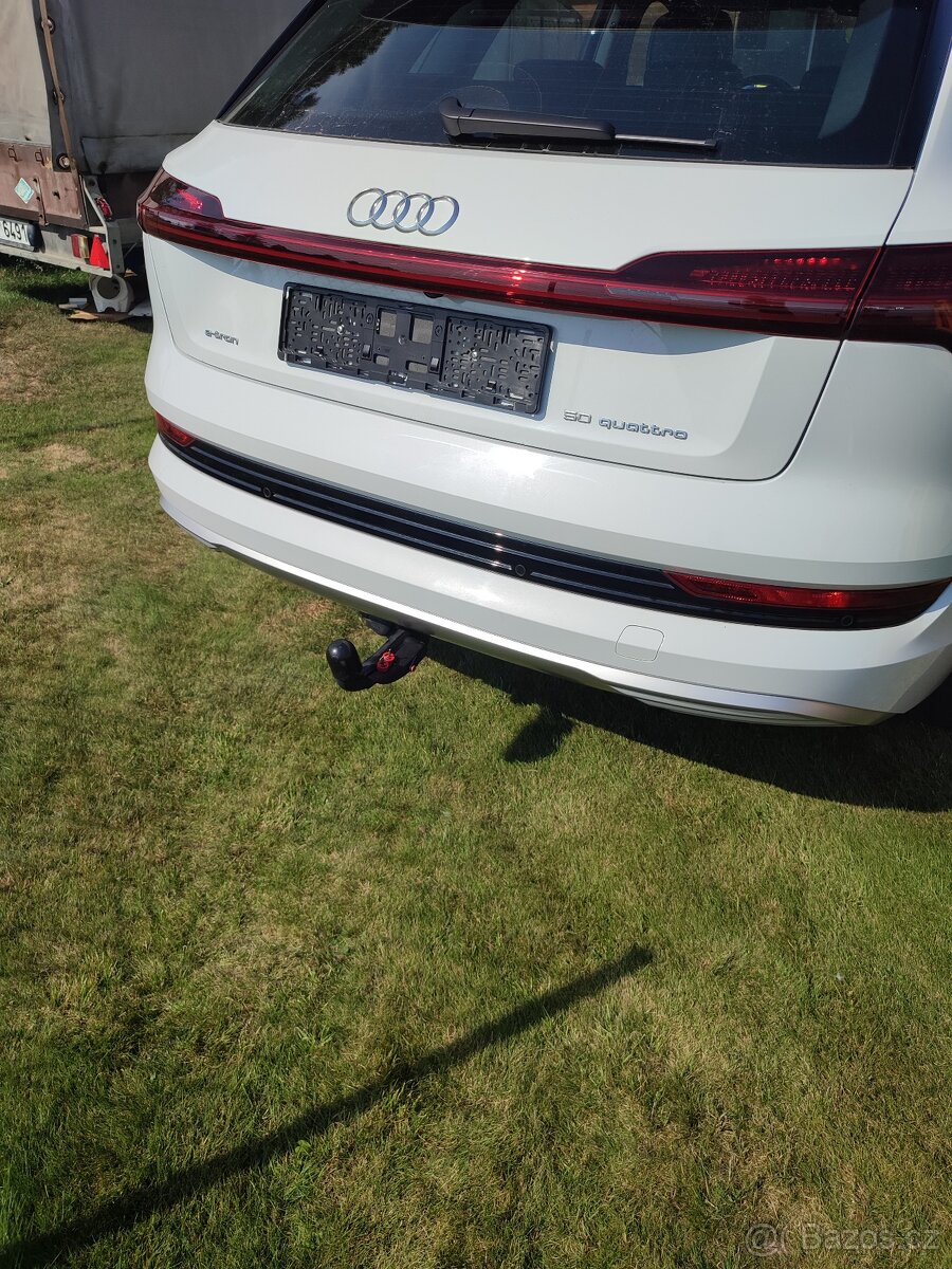 Prodám Audi E-tron 50 quattro - 4
