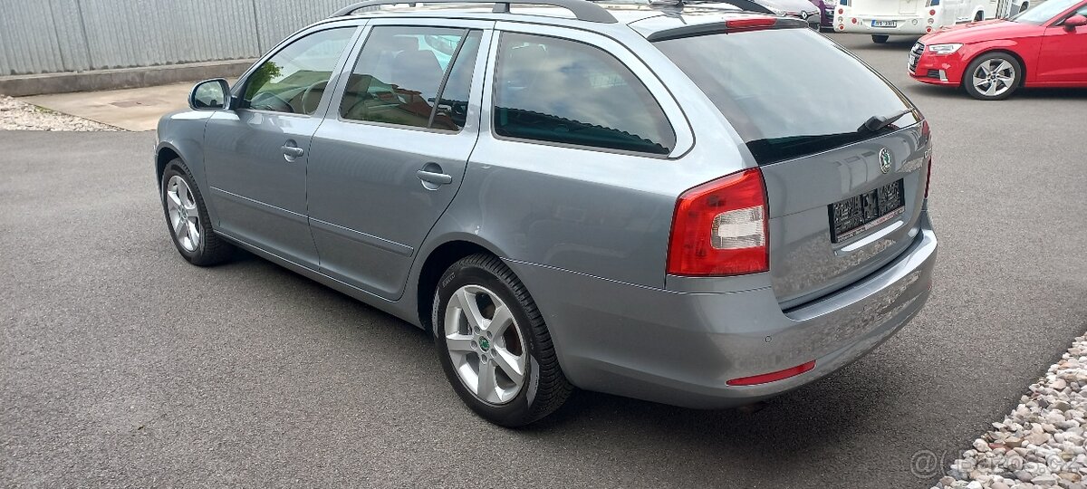Octavia 1.2 Tsi rok 2013 - 4